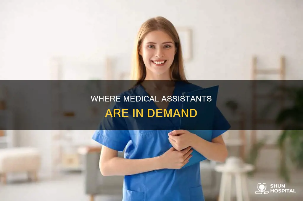 do they hire medical assistants in hospitals