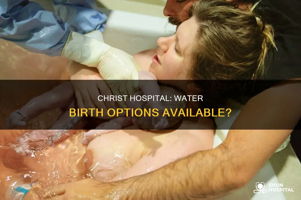 does advocate christ hospital offer water birth