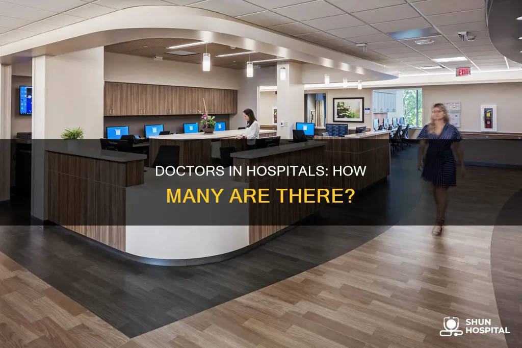 how many doctors are in a hospital