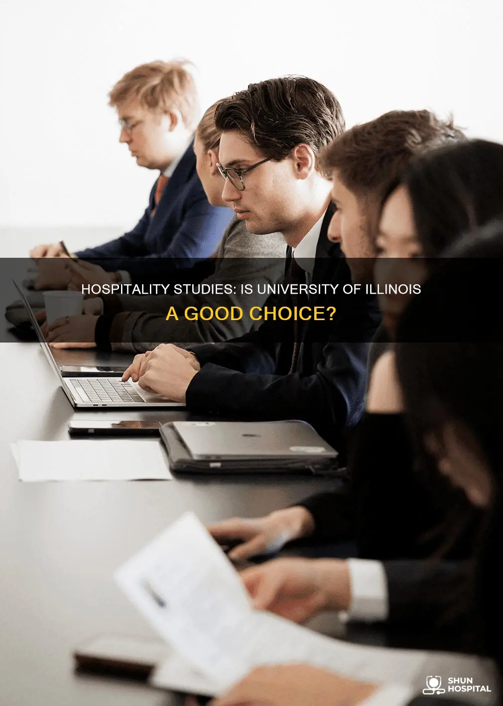 is university of illinois good for hospitality