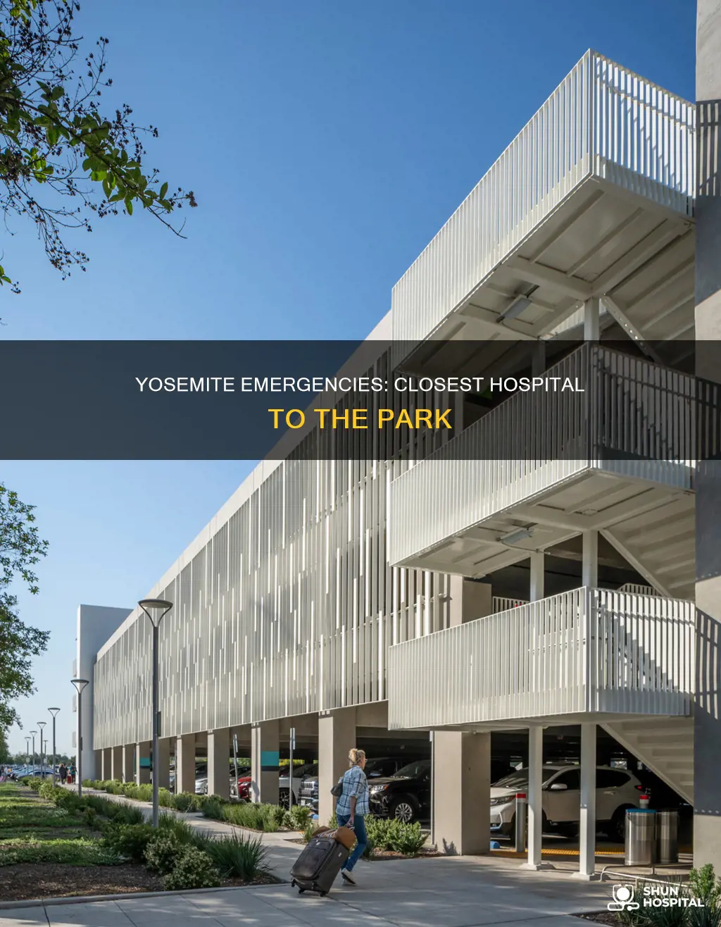 what hospital is near yosemite national park