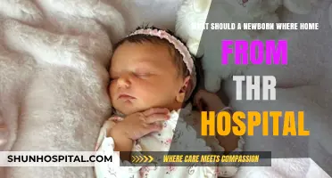 Dressing Your Newborn: Cozy Outfits for the First Trip Home